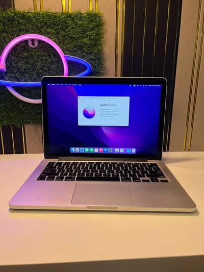 apple macbook pro 2015 core i 5 machine