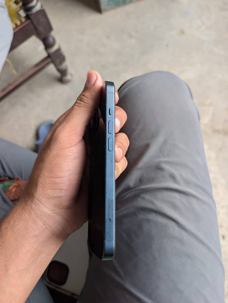 Apple iPhone 14 5