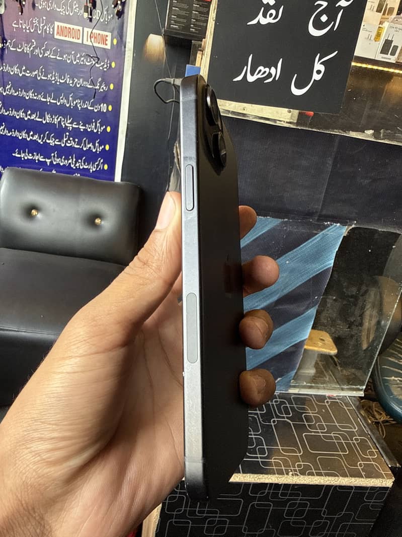 Apple iPhone 15 plus 1