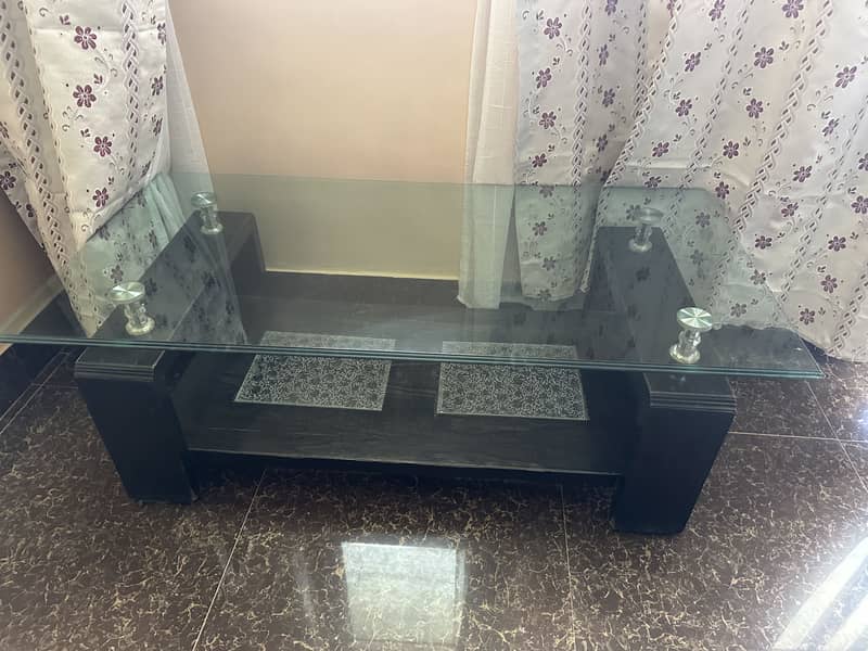 Center Table 0