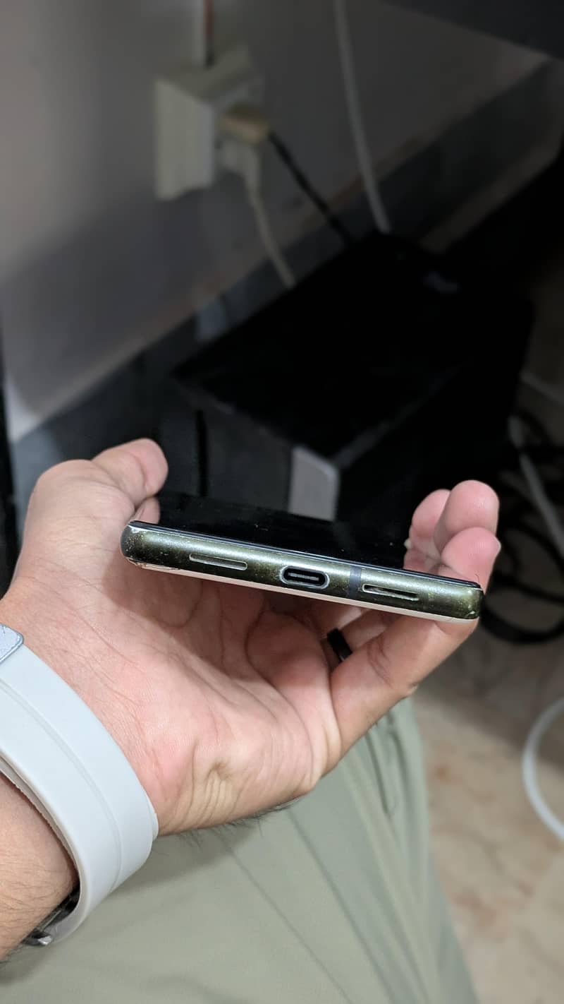 Google Pixel 6 3