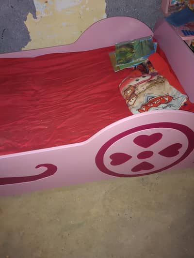 kid bed urgent sale