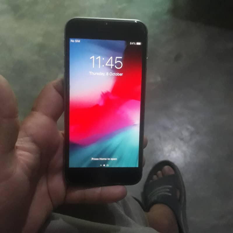 Apple iPhone 6 6
