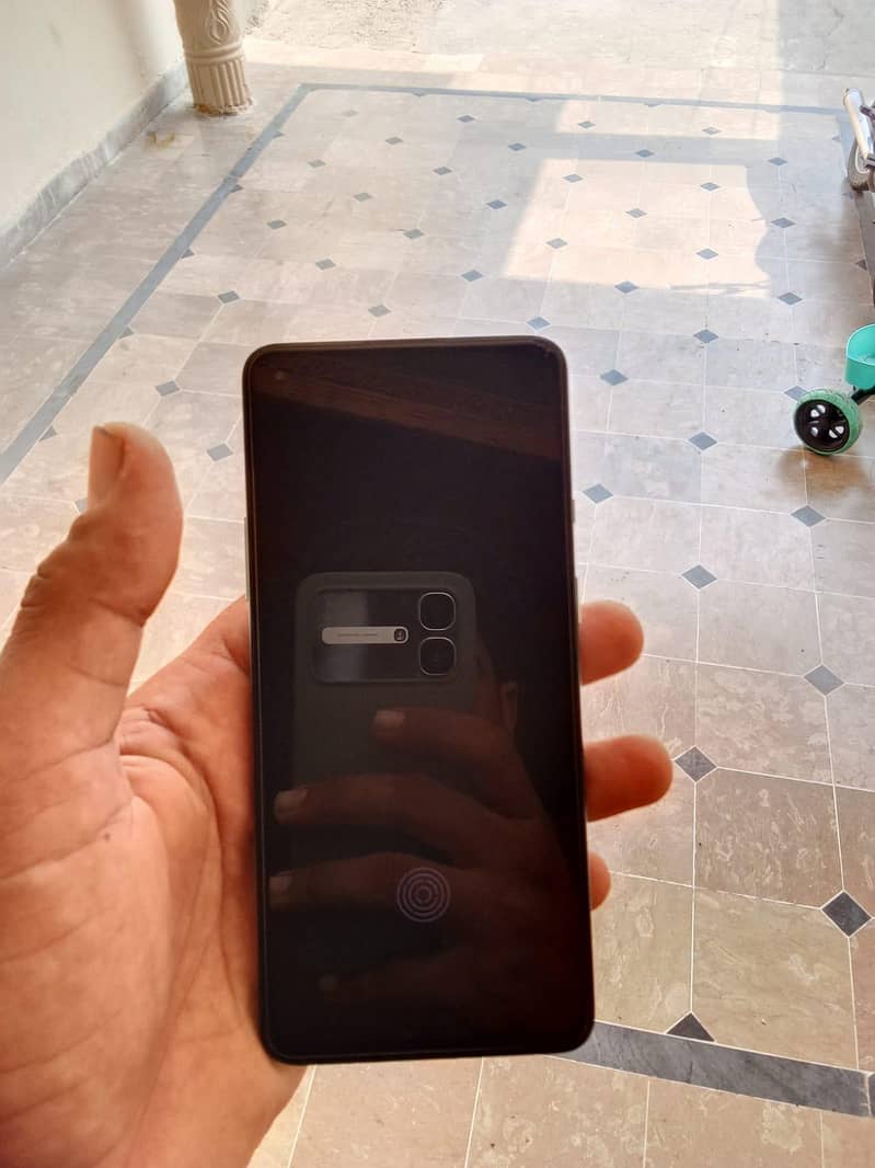 One Plus 8T 1