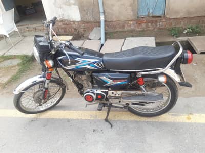 2018 model Honda 125cc Black  For sale Gujrat