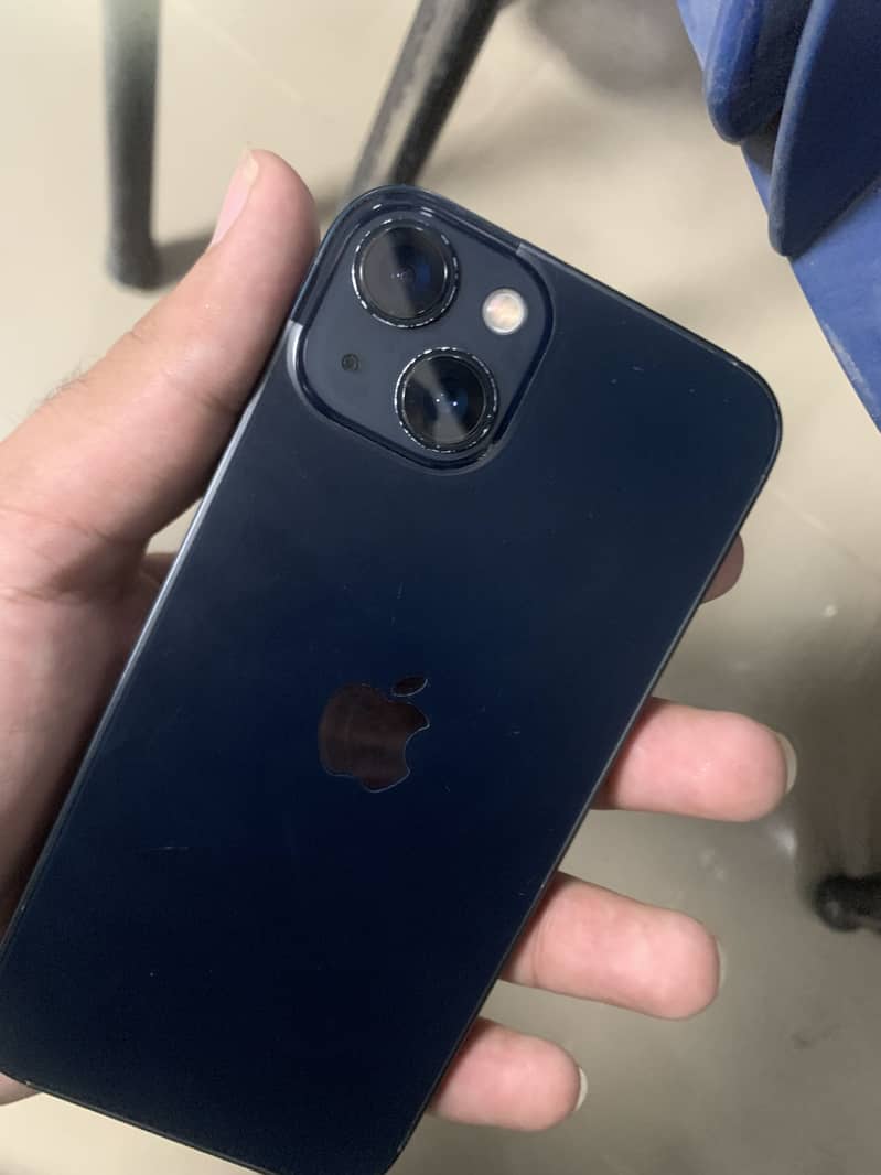 Apple iPhone 13 3