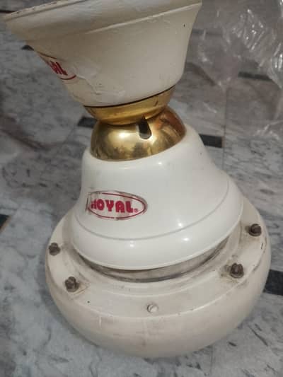 royal fan