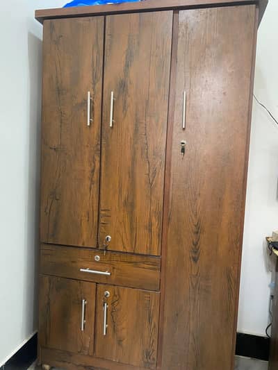 Wardrobe Almari