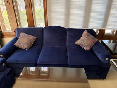 7 seater sofa set.