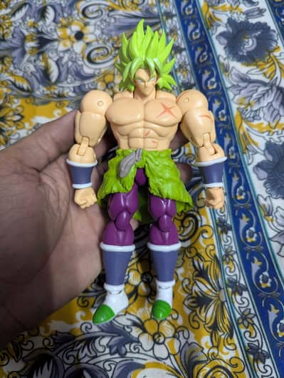 Dragon ball z brolly toy
