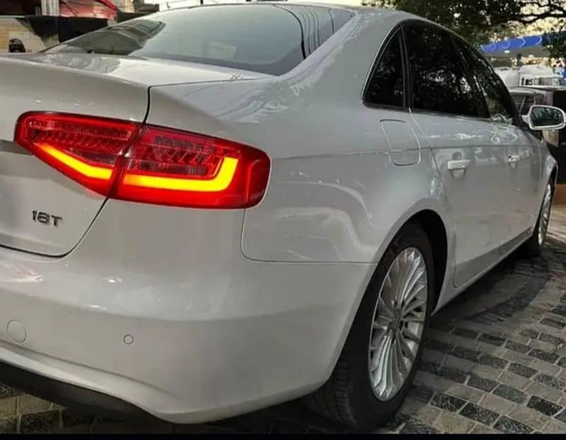 Audi A4 2012 8