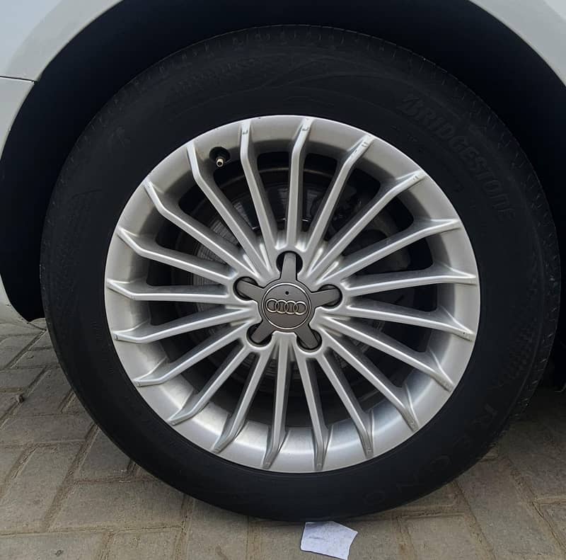 Audi A4 2012 11