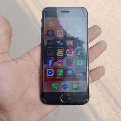 Apple iPhone 7