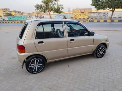 Daihatsu Cuore 2011