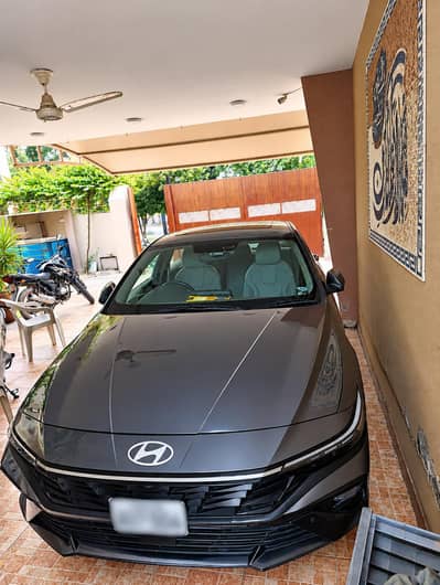 FOR SALE — HYUNDAI ELANTRA HYBRID 2025 (CN7)