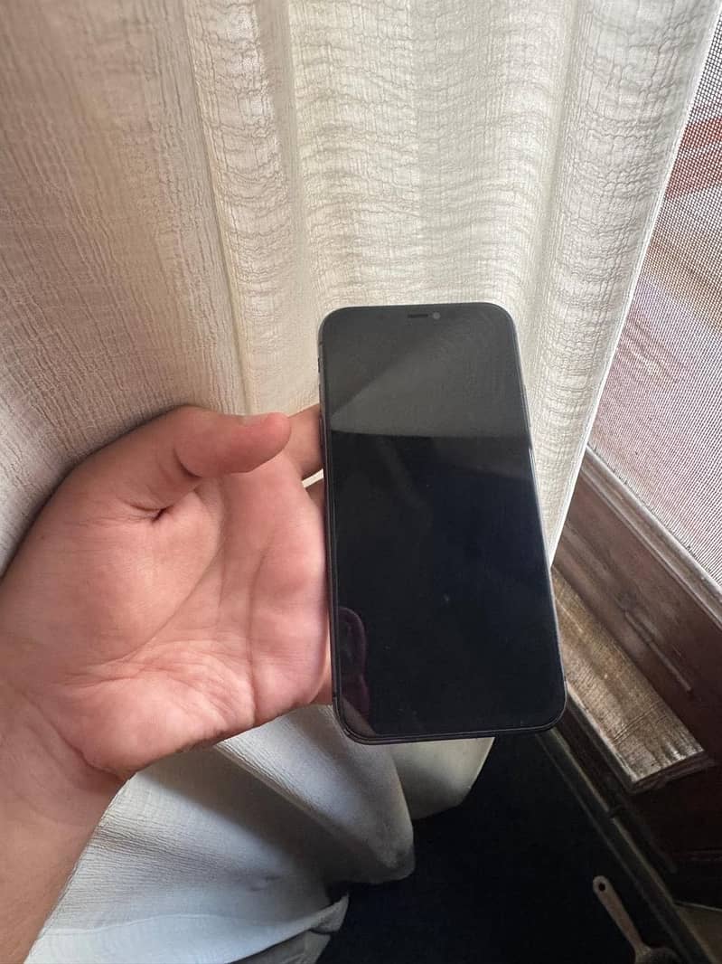 Apple iPhone 11 1