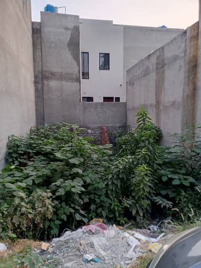 5 Marla residential plot for sale in Formanites housing scheme Lahore near DHA phase 5 and Ring road belder location plot near market park masjid market