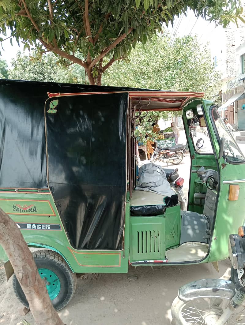 auto rickshaw 2