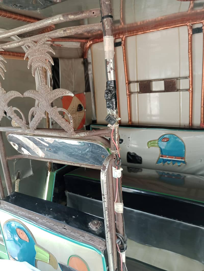auto rickshaw 3