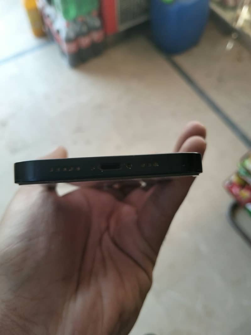 Apple iPhone 13 3