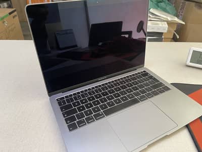 Apple MacBook Air 13.3 Retina Display 2018