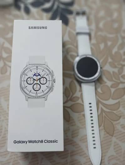 Samsung watch 8 classic with box