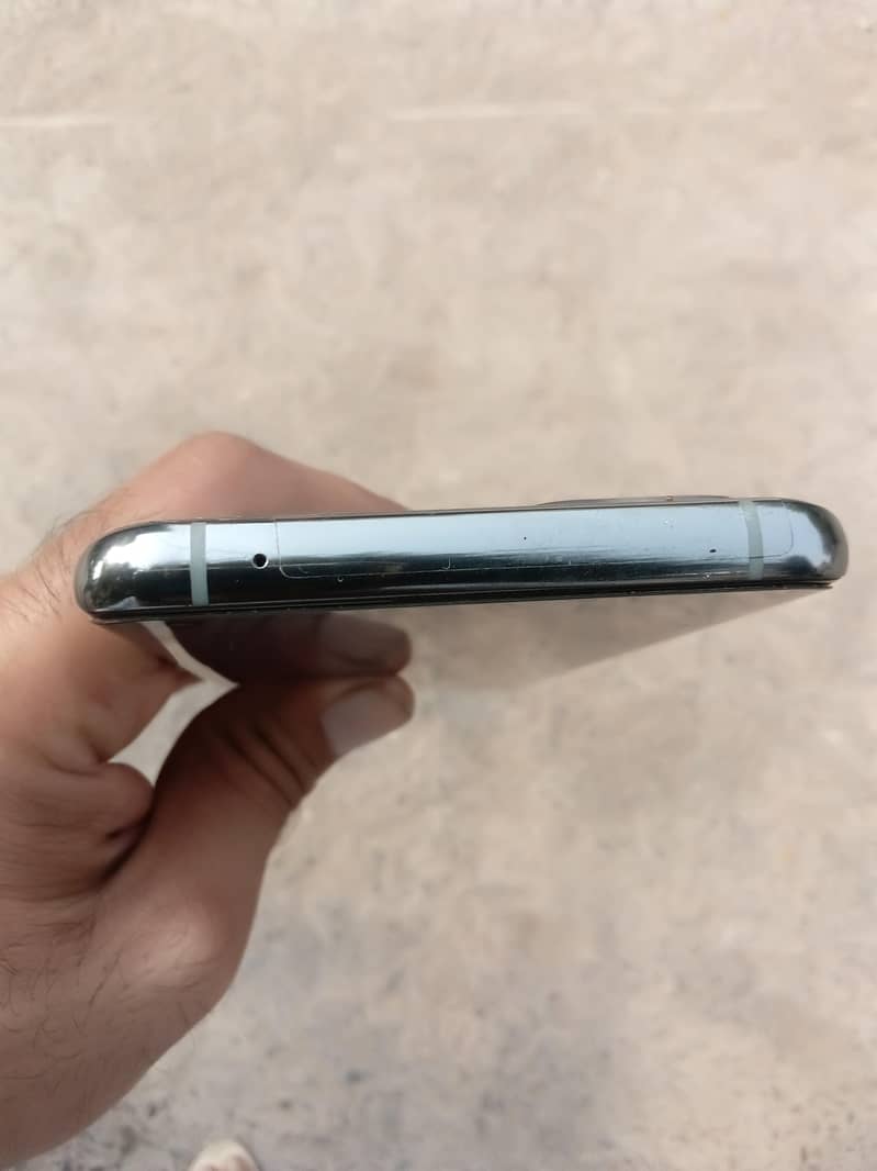 One Plus 9 Pro 4