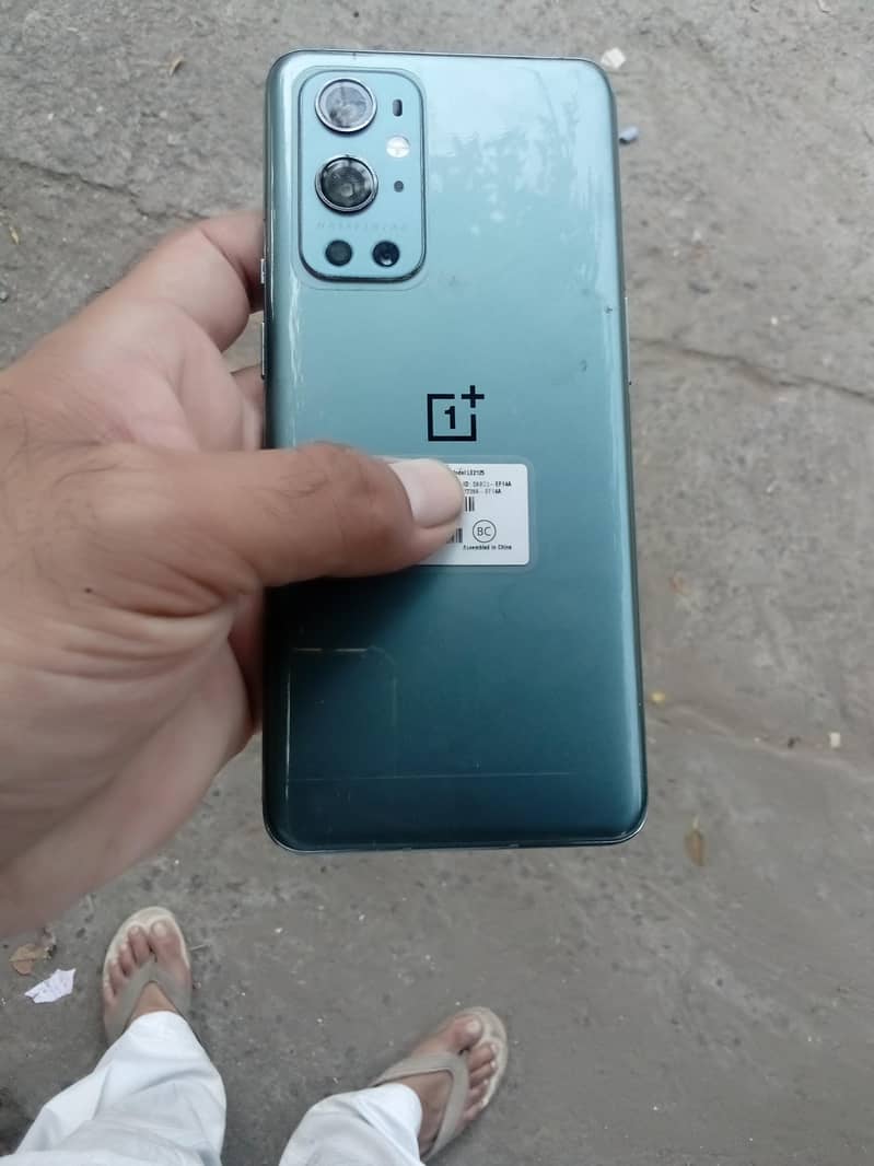 One Plus 9 Pro 6
