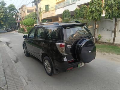 Daihatsu Terios 2012 7 Seater