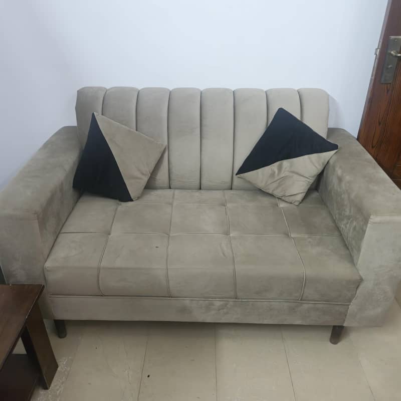 7 Seater sofa set 0