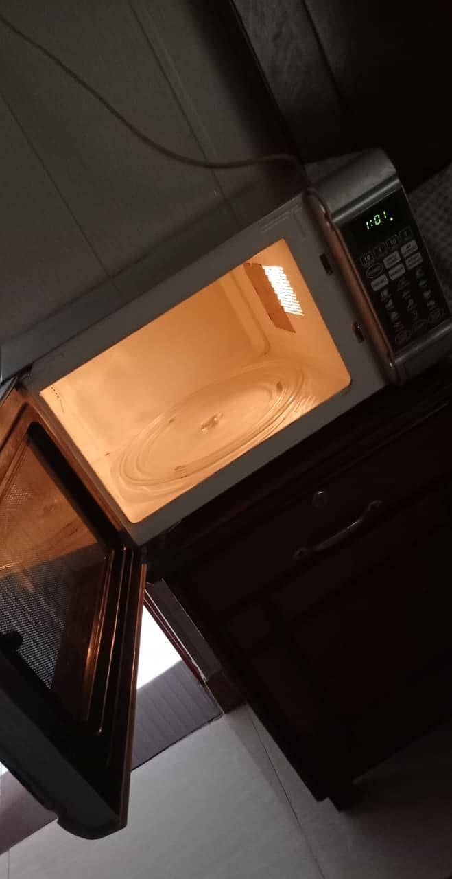 Microwave Oven 2