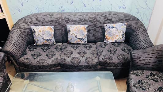 5 Seater Sofa Set (3+1+1)  - Excellent Condition