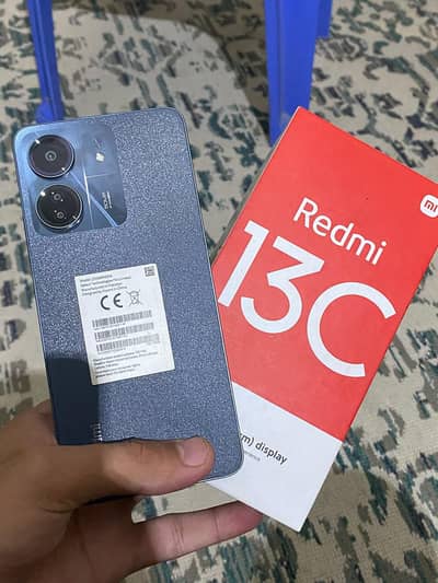 Xiaomi Redmi 13c in full lush condition
