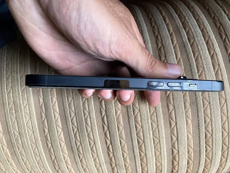 Apple iPhone 14 Pro 3