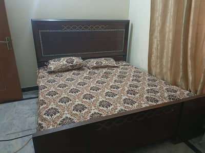 6×6 King Size Wooden Bed – Good Condition – Reasonable Price