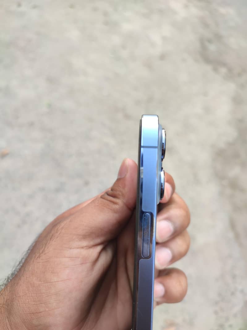 Apple iPhone 13 Pro Max JV 3