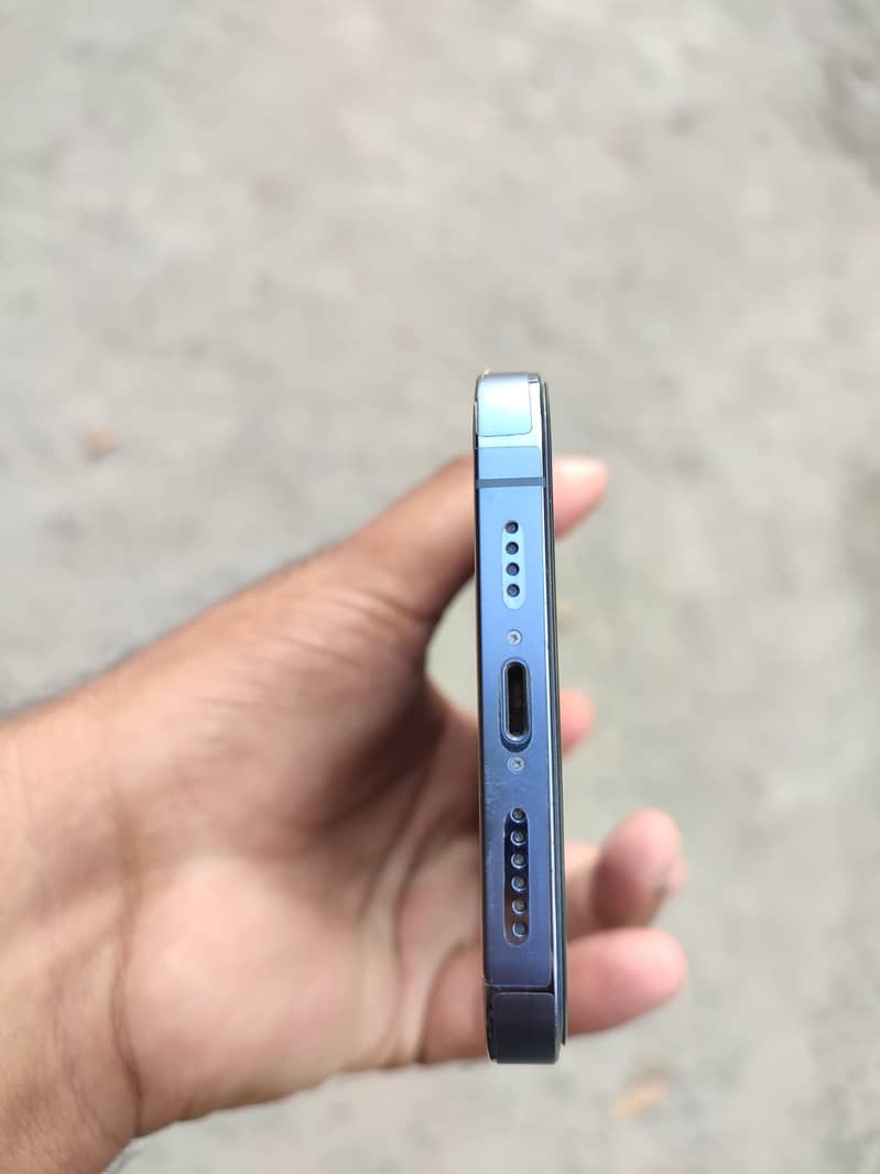 Apple iPhone 13 Pro Max JV 4