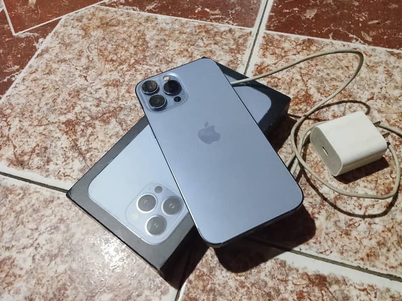 Apple iPhone 13 Pro Max JV 6