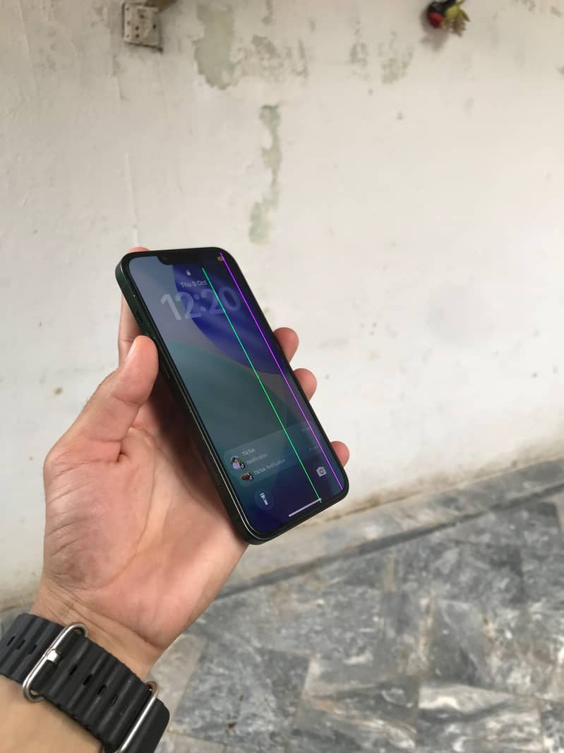 Apple iPhone 13 3