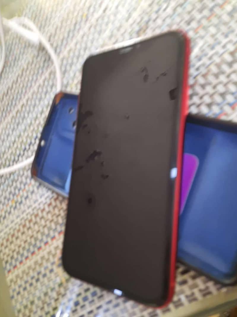 Apple iPhone XR 1