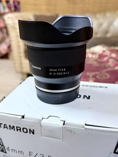 Tamron 24mm F/2.8 di III osd