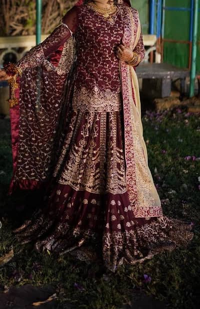 Am selling bridal lehenga