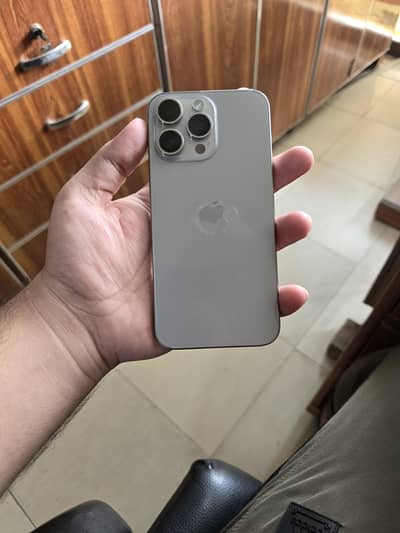 Apple iPhone 15 Pro Max