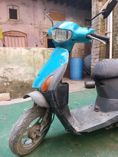 suzuki petrol scoty