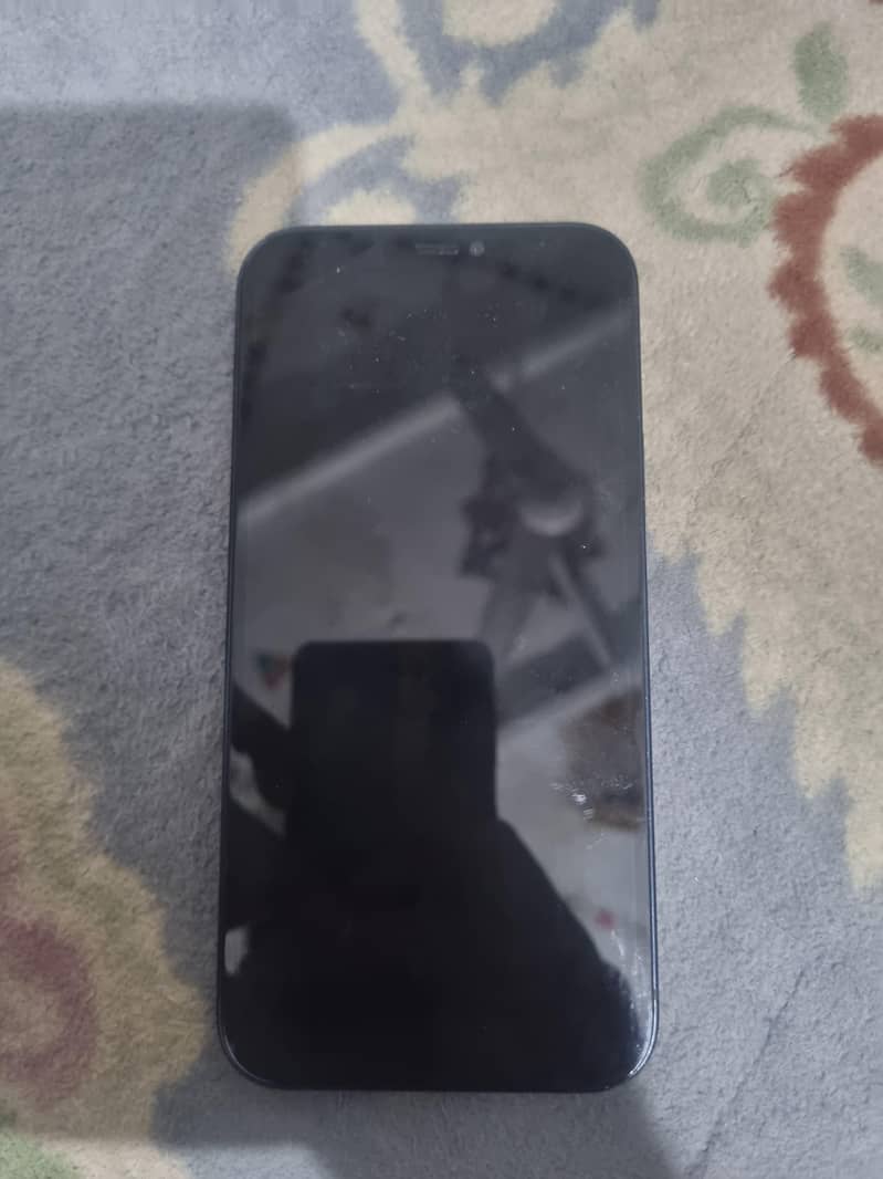 Apple iPhone 12 1