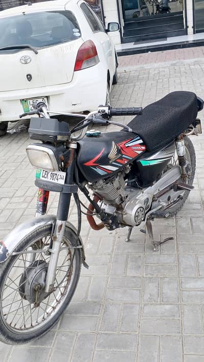 Honda 125 urgent sale. . . . . .