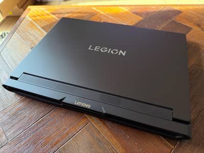 Lenovo Legion Pro 7 16IAX10H
