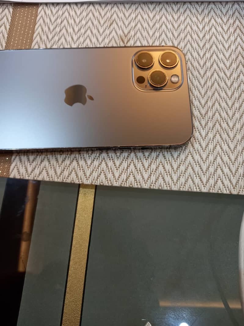 Apple iPhone 12 Pro Max 6