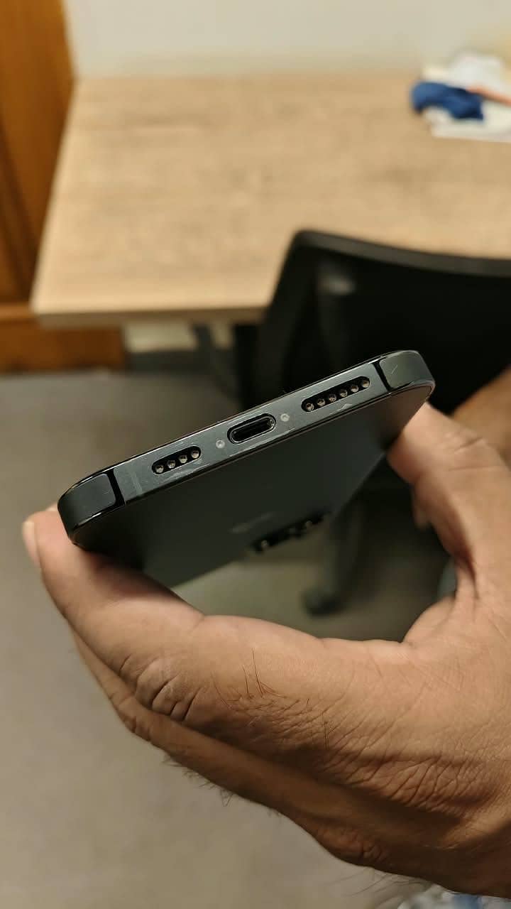 Apple iPhone 13 Pro Max 2