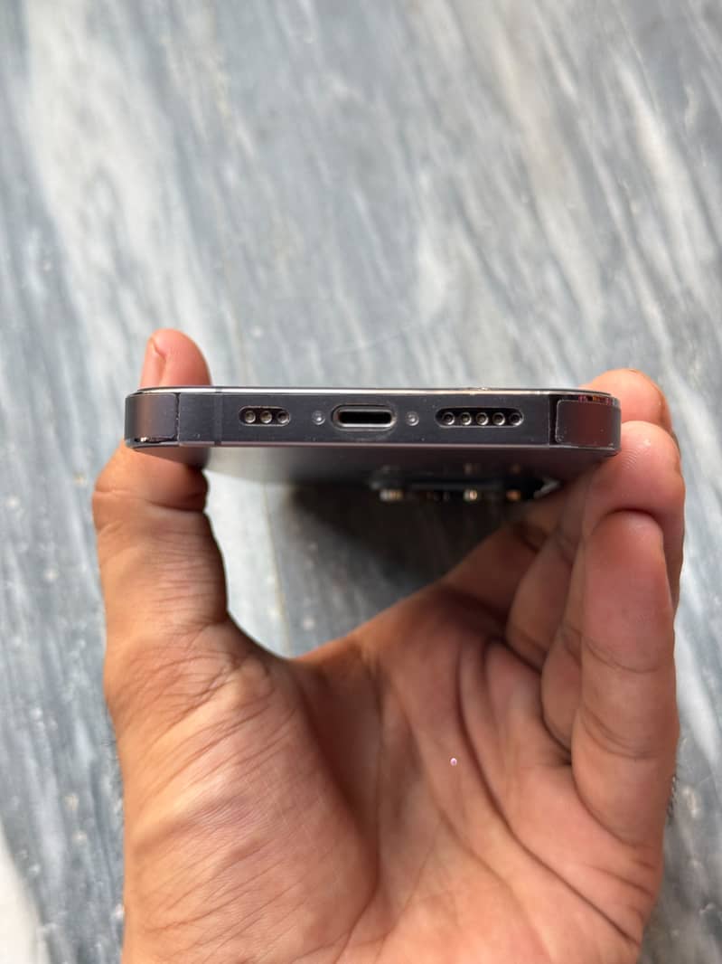 Apple iPhone 14 Pro 4